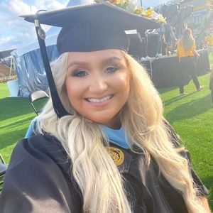 Meet your Posher, Jessica